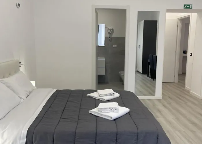 招待所 Paradise Termini *